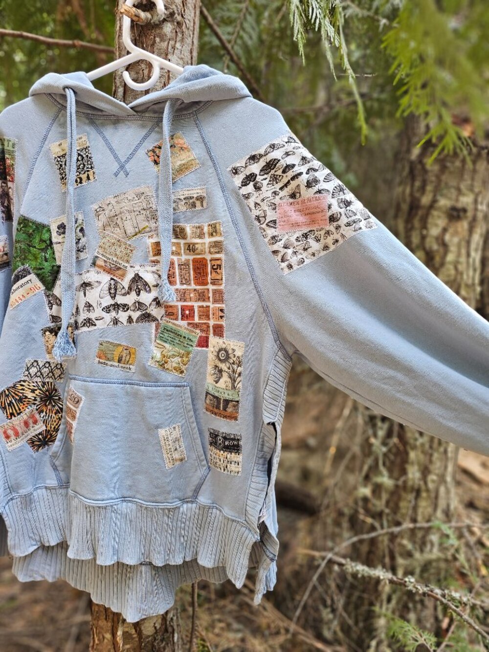 Vintage American Eagle Outfitters Light Blue Patchwork Graphic Hoodie - Picture 2 of 8